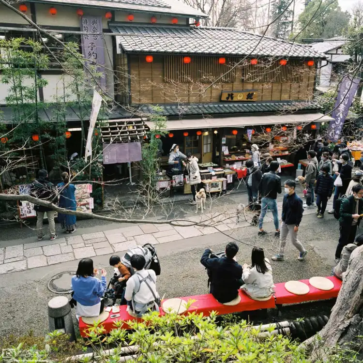 Jindai-ji in Chofu is one of the oldest Buddhist temples in Tokyo. Its approach is lined with traditional Soba restaurants and other food outlets.